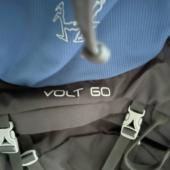 Osprey Volt 60 Backpack (Rare) - Picture 2 of 16